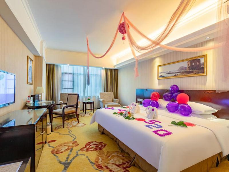 Vienna Hotel Baoan Liutang Xin'an  Luaran gambar